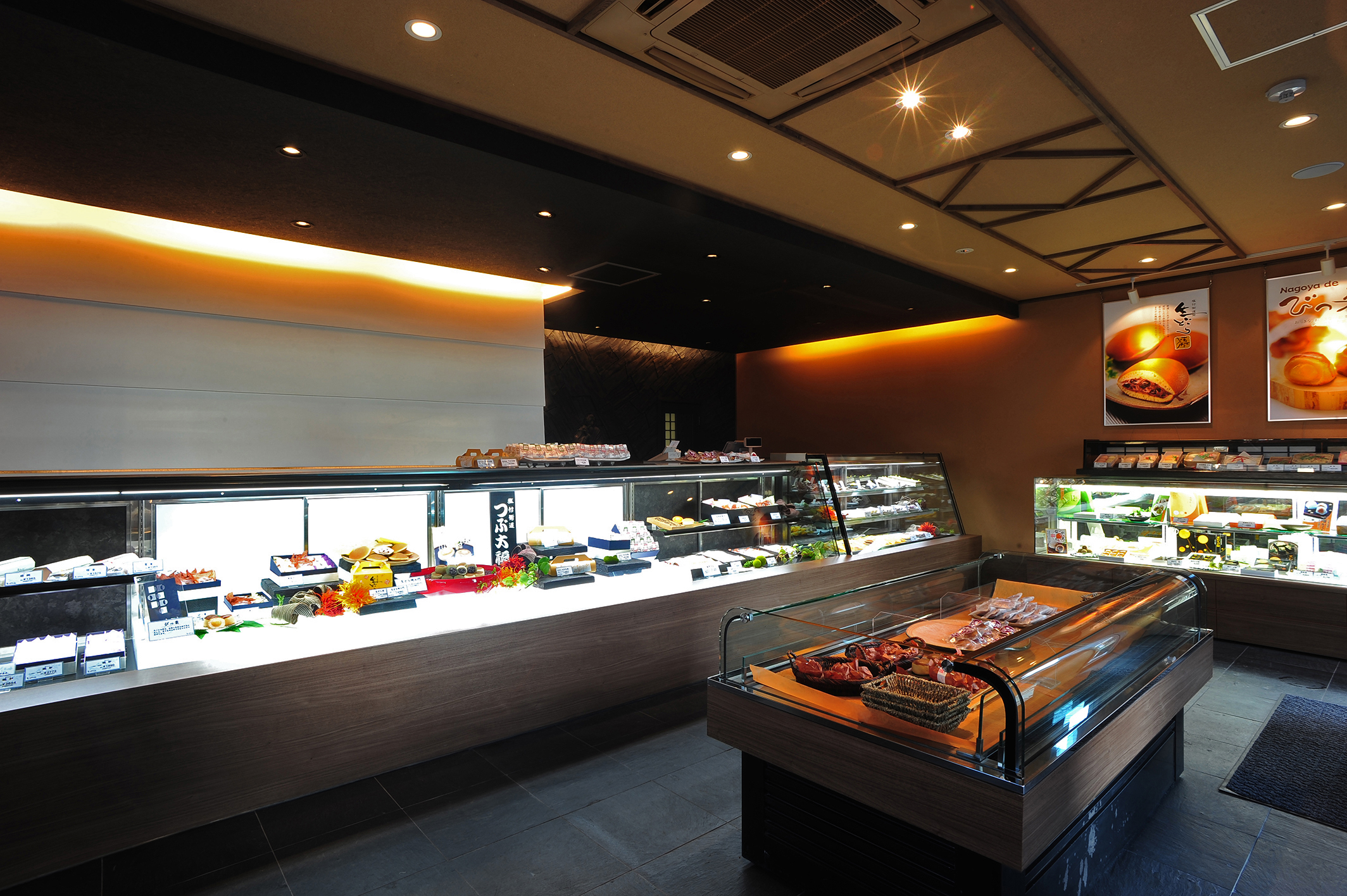 高砂本家　店内2